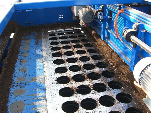 超高通量全自動(dòng)穴盤(pán)裝土設(shè)備——FF Template Filler.jpg 超高通量全自動(dòng)穴盤(pán)裝土設(shè)備——FF Template Filler.jpg